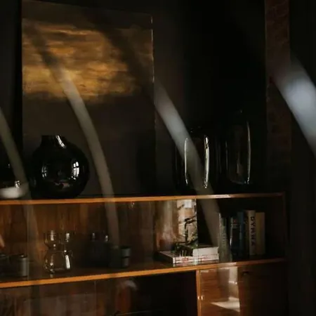 Mikro Czarne Studio Vintage *