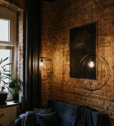 Mikro Czarne Studio Vintage Poznań